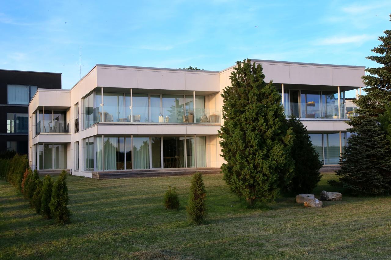 Liiva Seaside Apartment Haapsalu Bagian luar foto